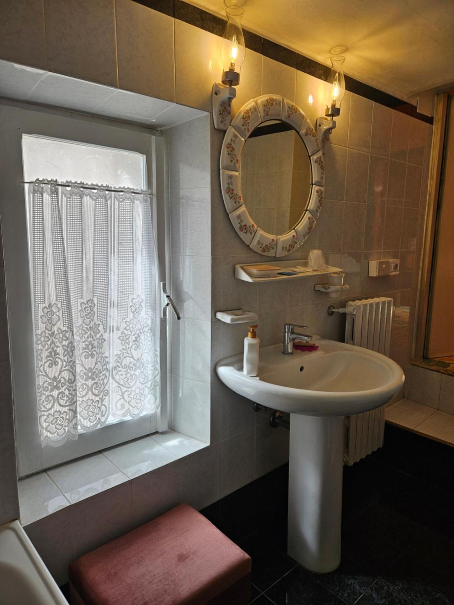 L' Antico Lavatoio Bed and Breakfast Rignano Flaminio Buitenkant foto